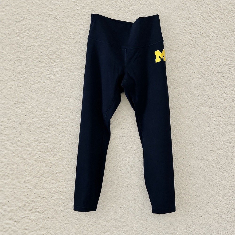 Lululemon Athletica Navy Michigan Wolverines Performance Leggings Sz 8
